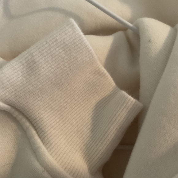 Women’s Ugg Sweatshirt - Picture 13 of 16